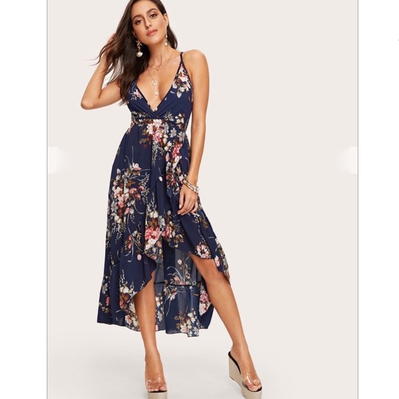 Dresses & Skirts - Floral backless ruffle hem dress